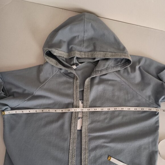 Tempo Paris Blue Sequin Angel Wing Hooded Open Front Cover Women’s Size M-L NWT - Picture 9 of 15